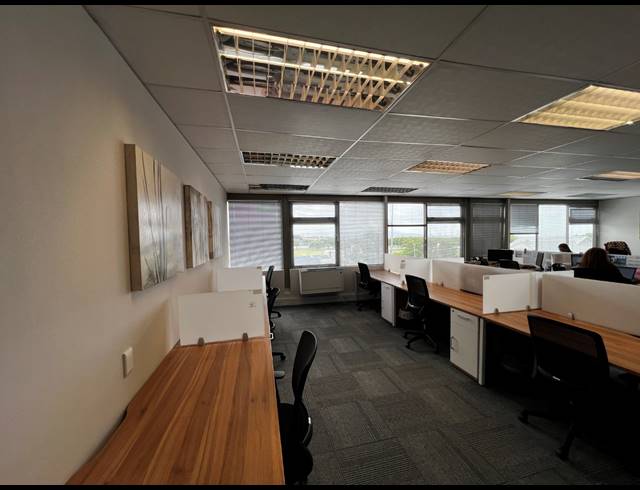 611M² OFFICE TO LET IN BELLVILLE CENTRAL